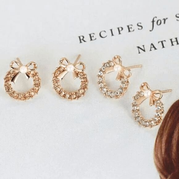 Ladies Pink Wreath Stud Earrings - Picture 3 of 3